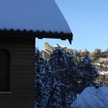 ホテル Tirolo
