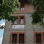 Tirolo Hotel 3*